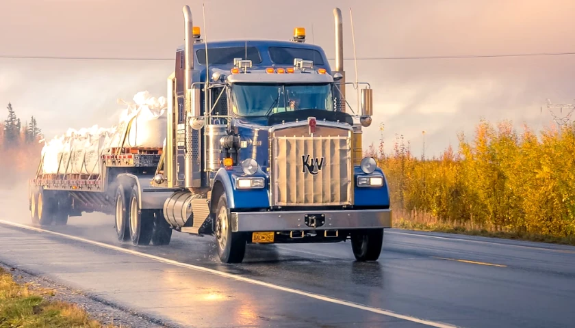 Chinese-Tied Network Training Illegal Immigrants to Drive Big Rigs in U.S.